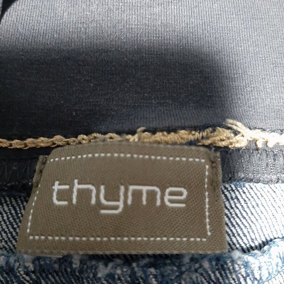 💜3/$15💜GUC maternity jeans - Picture 4 of 5